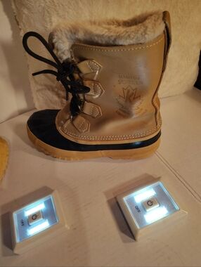 Women's Sorel Manitou Leather Boots With Fur Lining Made In Canada Size 8...
